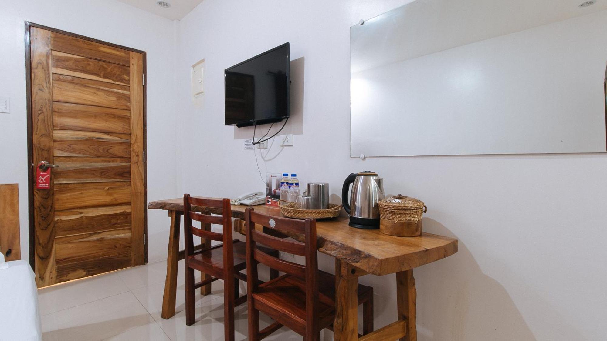 Reddoorz Plus @ Jollydays Hotel Nueva Ecija San Jose  Ngoại thất bức ảnh