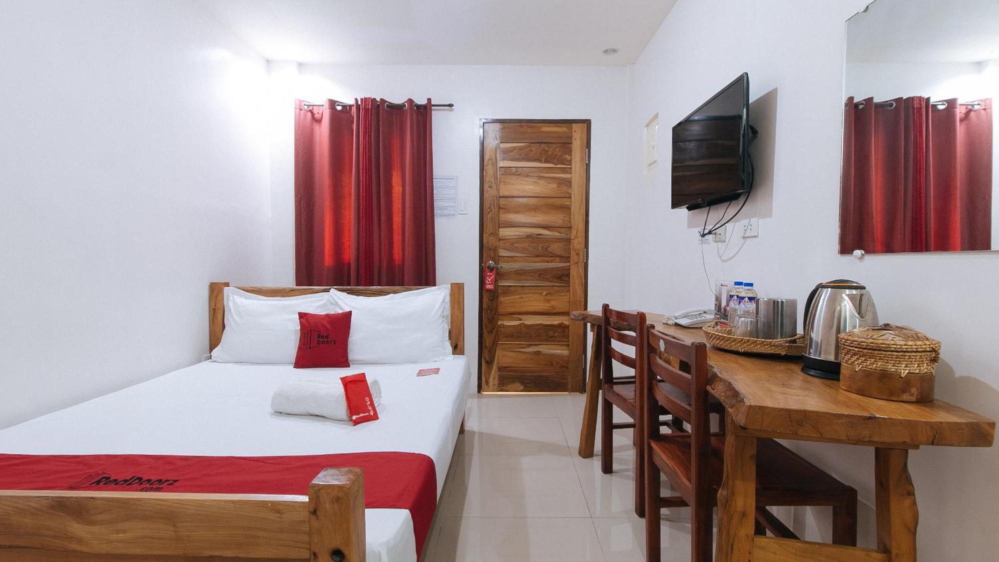 Reddoorz Plus @ Jollydays Hotel Nueva Ecija San Jose  Ngoại thất bức ảnh