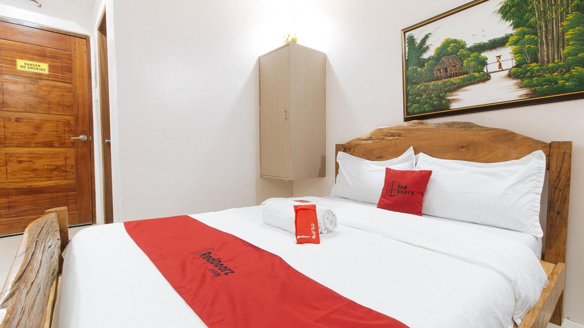 Reddoorz Plus @ Jollydays Hotel Nueva Ecija San Jose  Ngoại thất bức ảnh