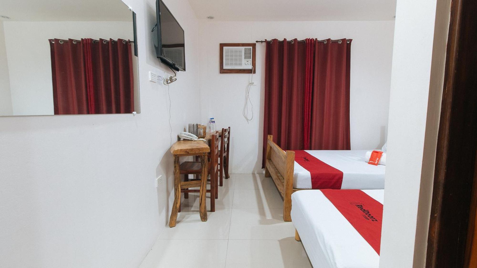 Reddoorz Plus @ Jollydays Hotel Nueva Ecija San Jose  Ngoại thất bức ảnh