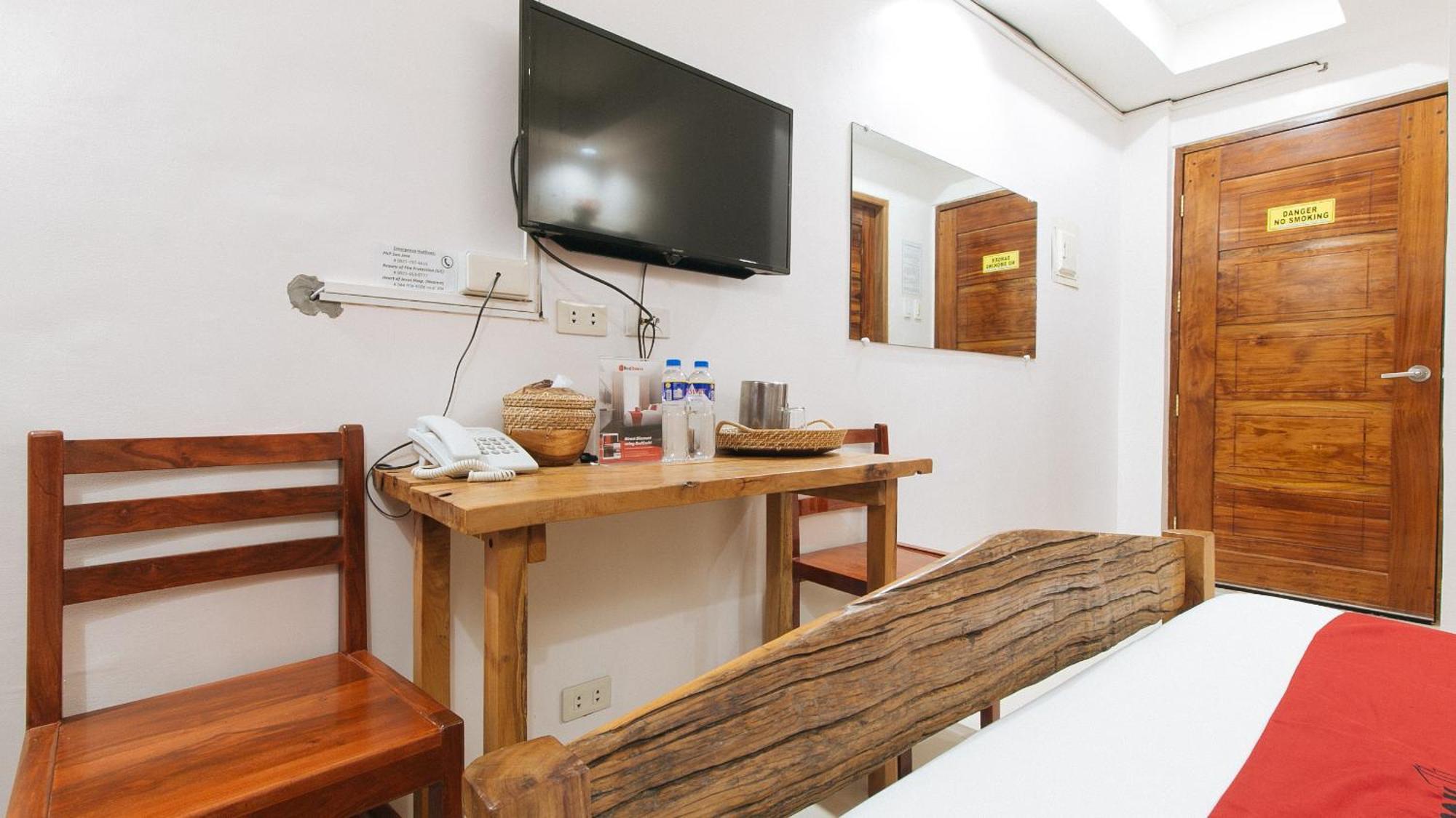 Reddoorz Plus @ Jollydays Hotel Nueva Ecija San Jose  Ngoại thất bức ảnh