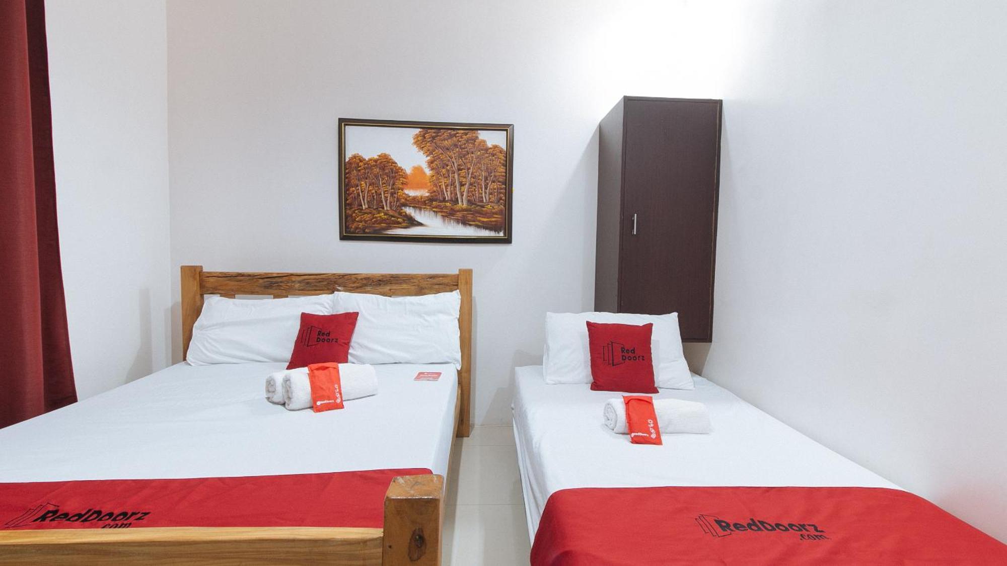 Reddoorz Plus @ Jollydays Hotel Nueva Ecija San Jose  Ngoại thất bức ảnh