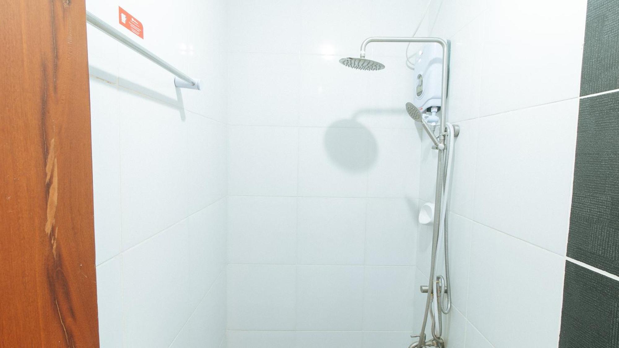 Reddoorz Plus @ Jollydays Hotel Nueva Ecija San Jose  Ngoại thất bức ảnh