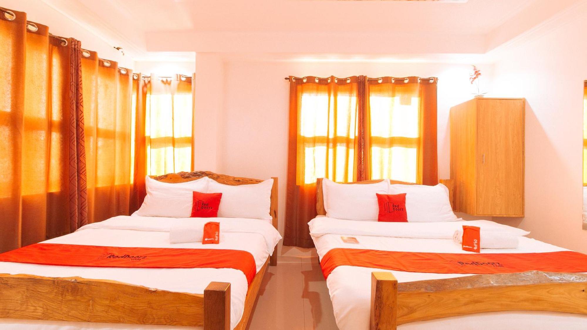 Reddoorz Plus @ Jollydays Hotel Nueva Ecija San Jose  Ngoại thất bức ảnh