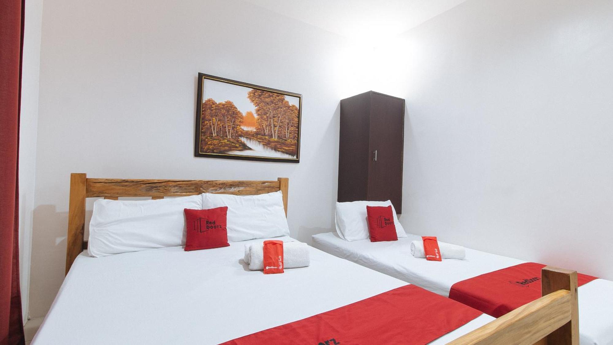 Reddoorz Plus @ Jollydays Hotel Nueva Ecija San Jose  Ngoại thất bức ảnh